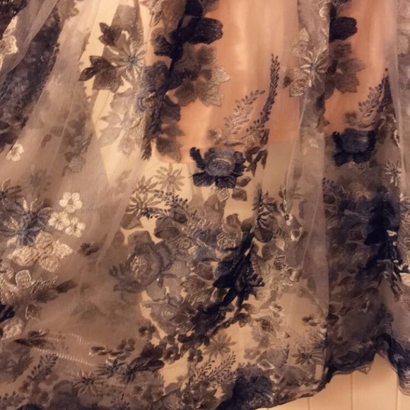 Dresses & Skirts - Brand new dress